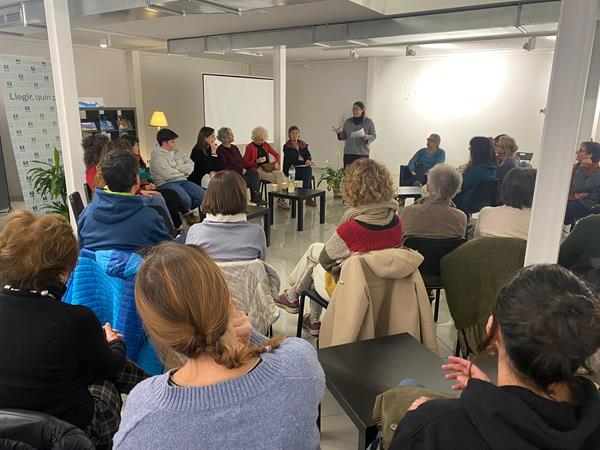 Trobada oberta "Dones i muntanya" | Llibreria Online de Tremp