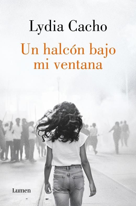 UN HALCÓN BAJO MI VENTANA | 9788426434210 | CACHO, LYDIA | Llibreria Online de Tremp