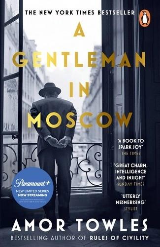 A GENTLEMAN IN MOSCOW | 9780099558781 | AMOR TOWLES | Llibreria Online de Tremp