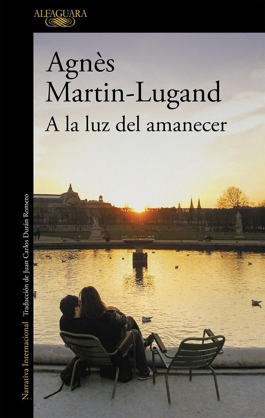 A LA LUZ DEL AMANECER | 9788420437996 | MARTIN-LUGAND, AGNÈS | Llibreria Online de Tremp
