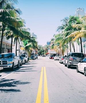 JUGAR AMB LES CAIXES | 9788877039767 | BUSSOLATI, EMANUELA | Llibreria Online de Tremp