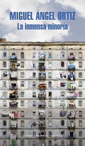 INMENSA MINORÍA | 9788439729044 | ORTIZ,MIGUEL ANGEL | Llibreria Online de Tremp